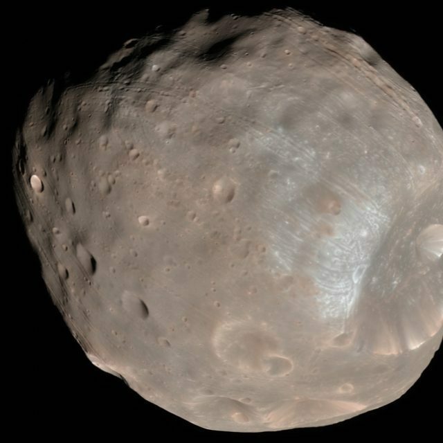 https://www.astromona.com/wp-content/uploads/2020/02/phobos-640x640.jpg